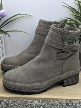 Muck Boot Company Women's Size 8 Liberty Ankle Leather Side Zip Boots